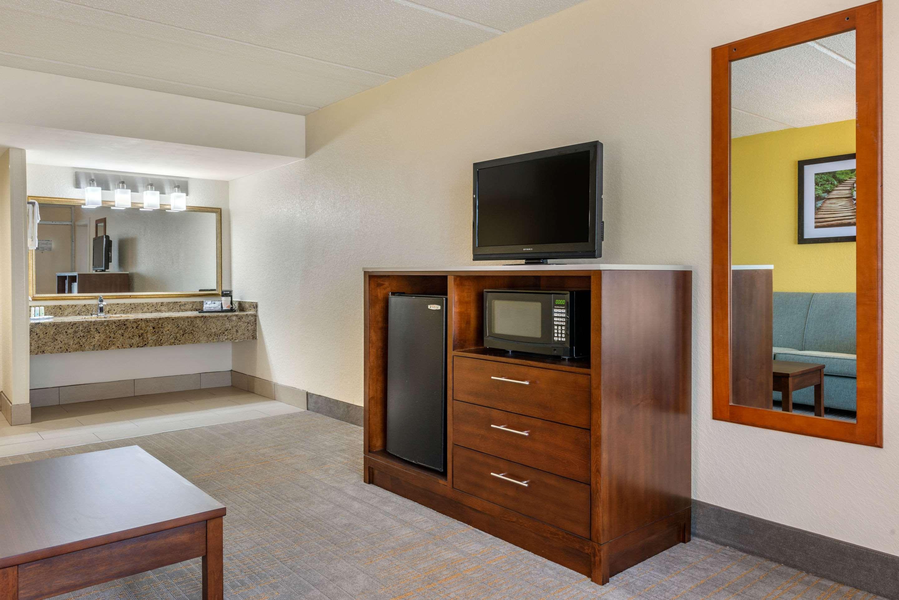 Quality Inn And Suites Palatka Riverfront Εξωτερικό φωτογραφία