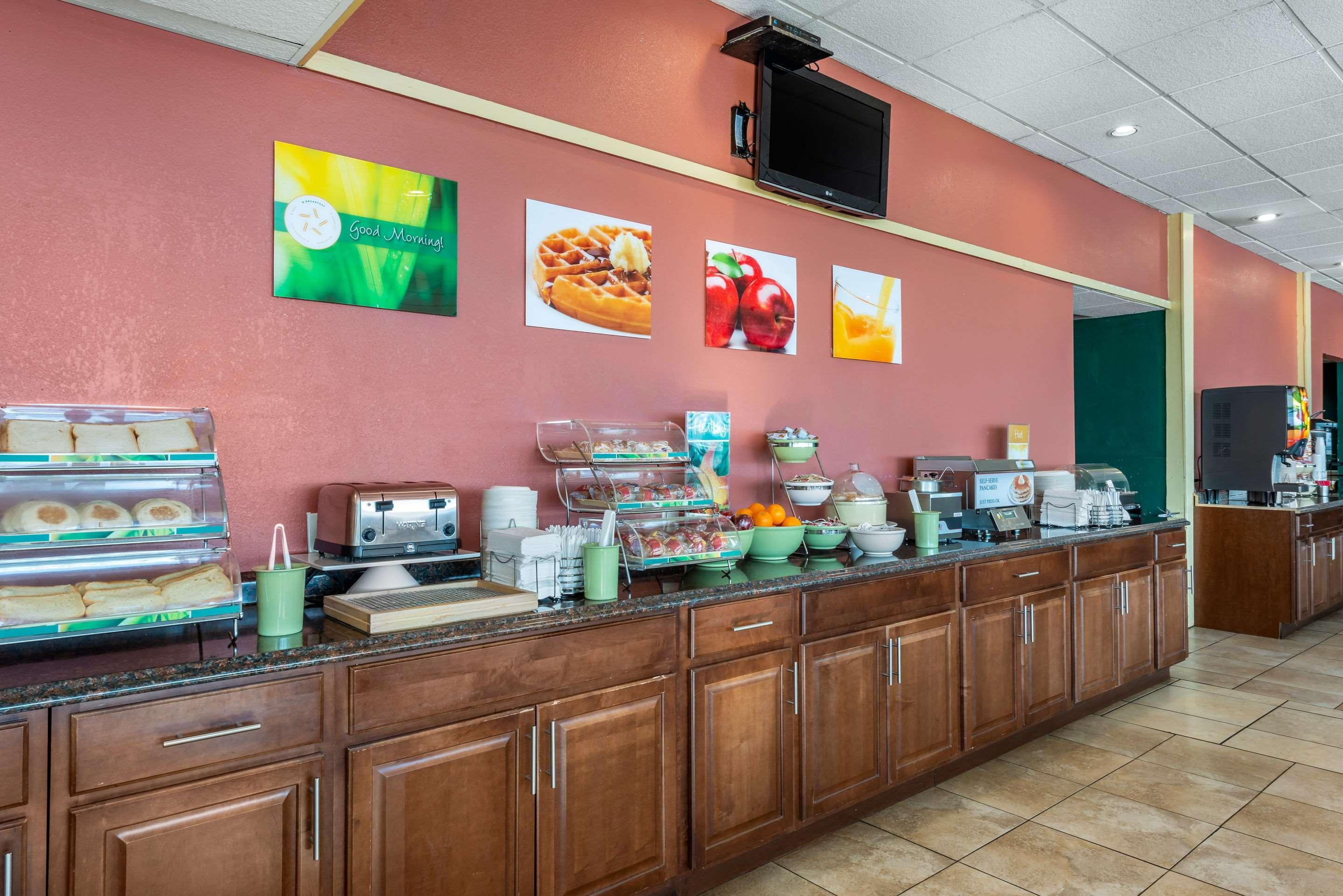 Quality Inn And Suites Palatka Riverfront Εξωτερικό φωτογραφία